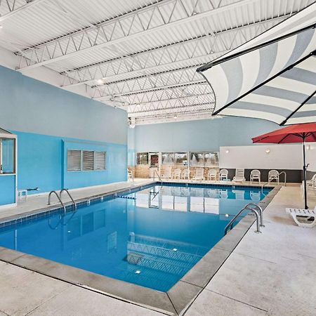 Quality Inn & Suites Near I-480 And I-29 كاونسيل بلافز المظهر الخارجي الصورة