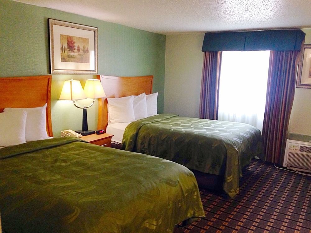 Quality Inn & Suites Near I-480 And I-29 كاونسيل بلافز المظهر الخارجي الصورة