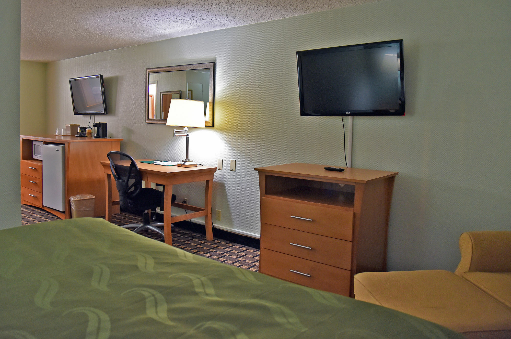 Quality Inn & Suites Near I-480 And I-29 كاونسيل بلافز المظهر الخارجي الصورة